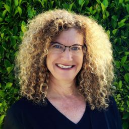Shelley Morris